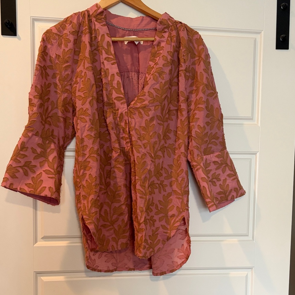 Anthropologie Women's Pink Leaf-Pattern Blouse